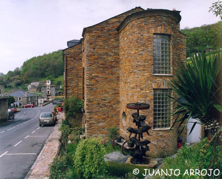 Villanueva de Oscos Hotel Rural Oscos מראה חיצוני תמונה